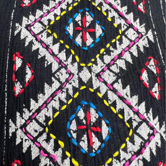 Embroidered front Boho Dress Bell sleeves Small New NWT - Picture 9 of 9